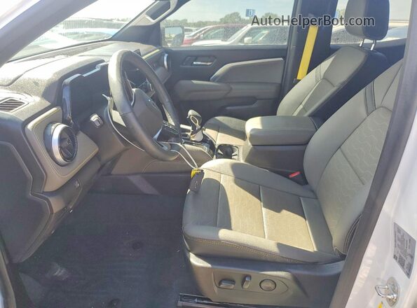 1GCPTFEK7R1162184 2024 CHEVROLET COLORADO White Vista interior delantera