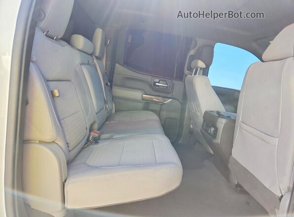 1GCPWDED3LZ130967 2020 CHEVROLET SILVERADO White Vista de los asientos traseros