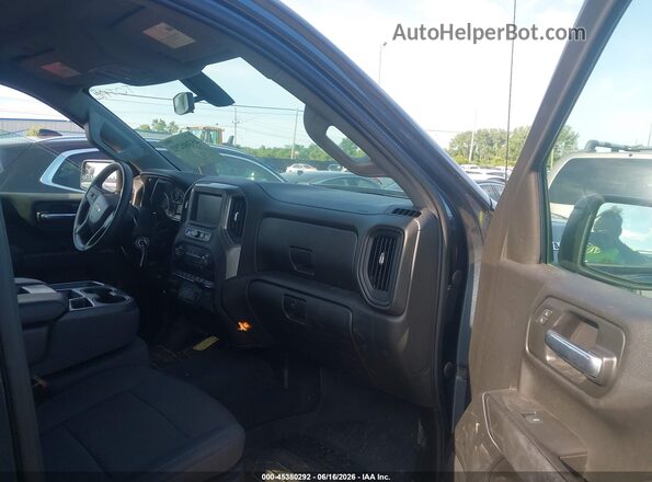 1GCPYBEK1LZ302202 2020 CHEVROLET SILVERADO Серый Вид салона спереди