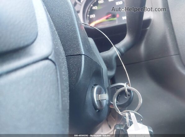 1GCPYBEK1LZ302202 2020 CHEVROLET SILVERADO Серый Вид панели приборов