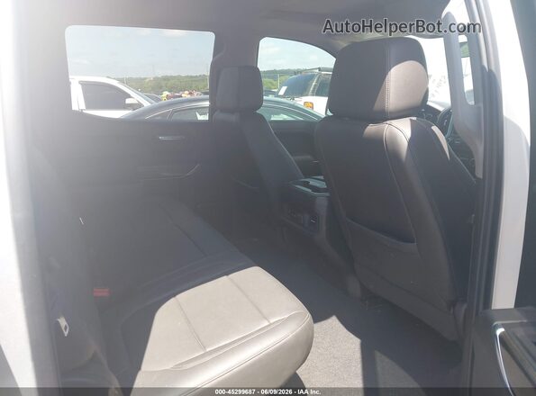 1GCPYFED0LZ320814 2020 CHEVROLET SILVERADO Silver Widok naklejki z numerem VIN