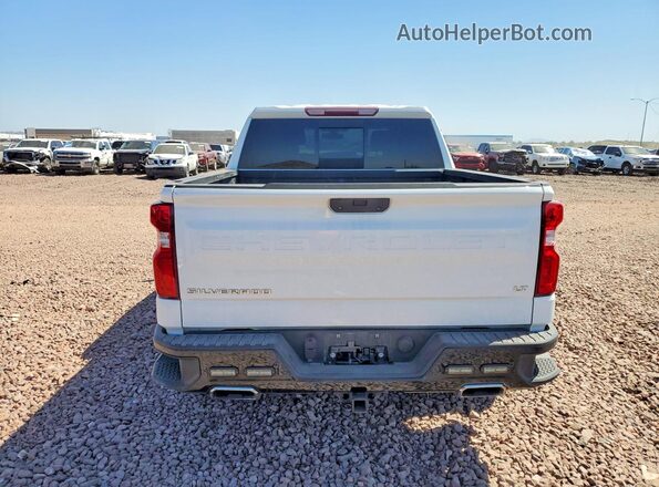 1GCPYFED9NZ178532 2022 CHEVROLET SILVERADO White Widok z tyłu