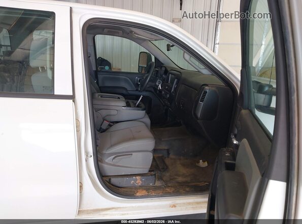 1GCRCNEC6HZ154329 2017 CHEVROLET SILVERADO Белый Вид салона спереди