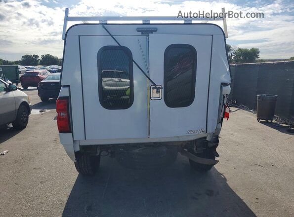 1GCRCNEH1GZ201356 2016 CHEVROLET 1500 White Rear view