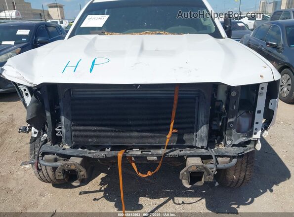1GCRCPEH9HZ274262 2017 CHEVROLET SILVERADO White Widok z przodu
