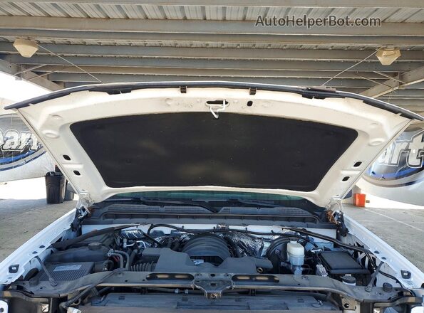 1GCRCREC1JZ251483 2018 CHEVROLET SILVERADO White Rear interior view