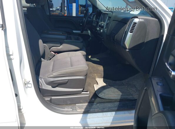 1GCRCREC2JZ313456 2018 CHEVROLET SILVERADO White Front interior view