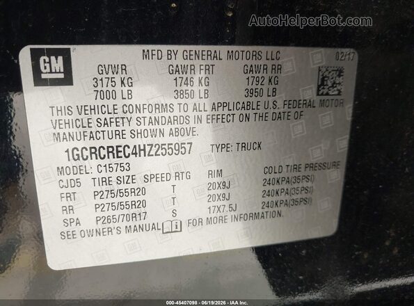 1GCRCREC4HZ255957 2017 CHEVROLET SILVERADO Black Engine compartment view