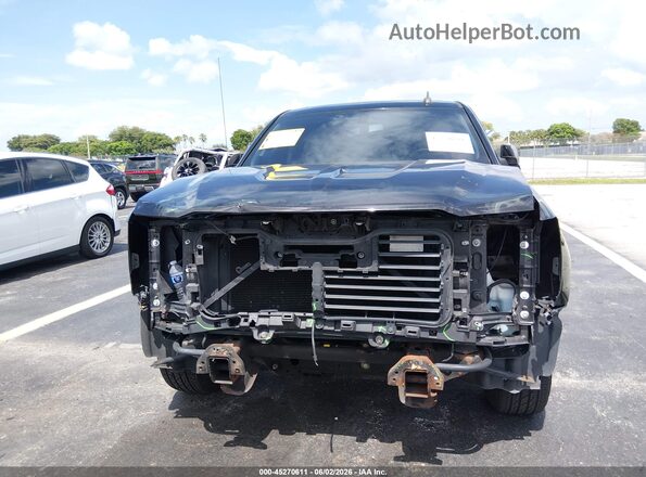 1GCRCREC8JZ312151 2018 CHEVROLET SILVERADO Черный 