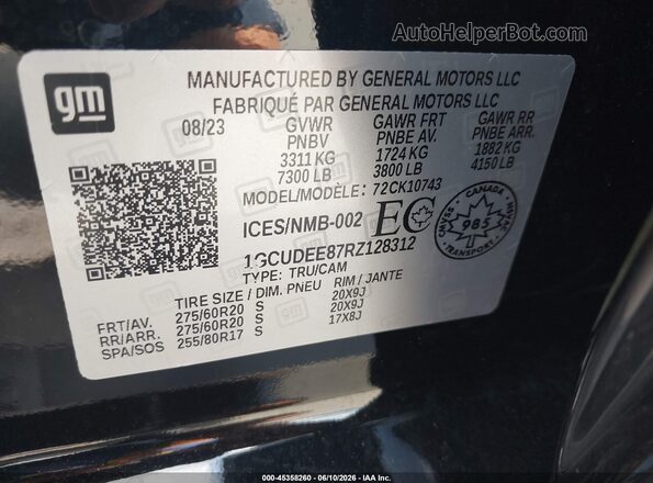 1GCUDEE87RZ128312 2024 CHEVROLET SILVERADO Black Vista del compartimento del motor