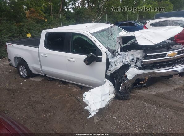 1GCUKDED9TZ297705 2026 CHEVROLET SILVERADO White Widok wnętrza z tyłu