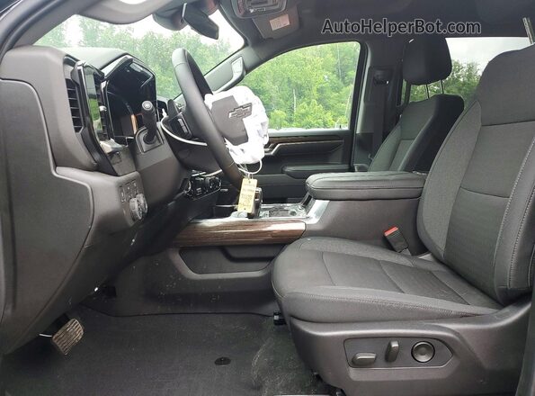 1GCUKEE85TZ164979 2026 CHEVROLET SILVERADO Черный 