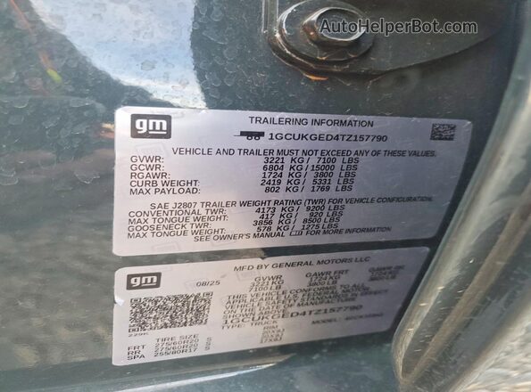 1GCUKGED4TZ157790 2026 CHEVROLET SILVERADO Green Вид підкапотного простору