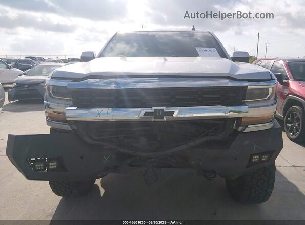 1GCUKREC6JF149885 2018 CHEVROLET SILVERADO Серебряный Вид щитка приборов
