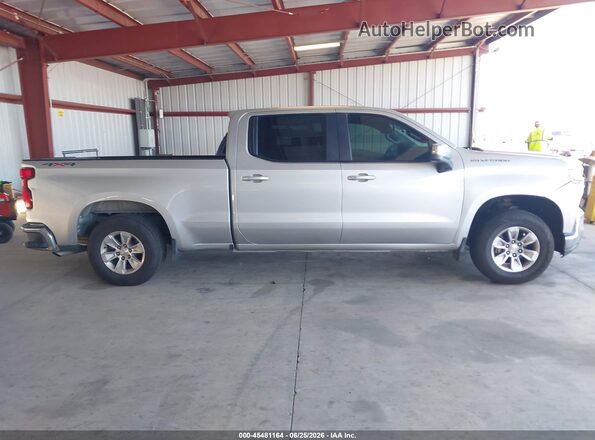 1GCUYDED2KZ327737 2019 CHEVROLET SILVERADO Silver Rear interior view