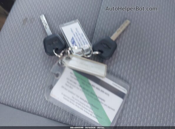 1GCVKNEC1HZ137777 2017 CHEVROLET SILVERADO Gray Вид панелі приладів