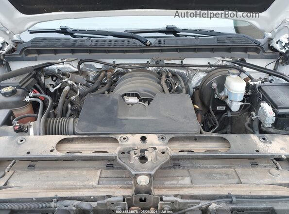 1GCVKNEH2JZ353090 2018 CHEVROLET SILVERADO White Rear view