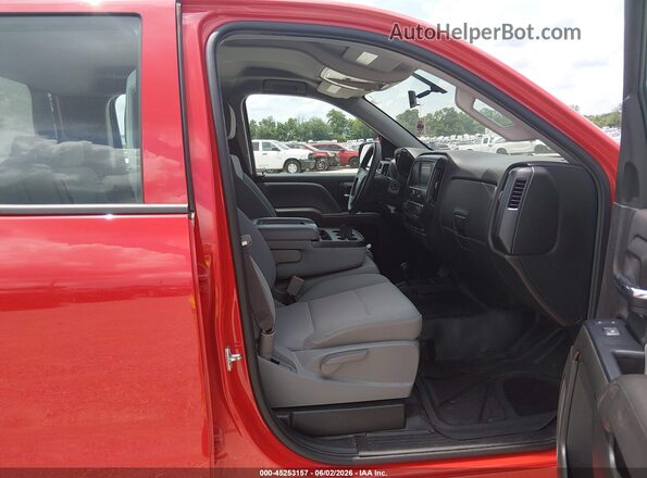 1GCVKNEH5HZ317792 2017 CHEVROLET SILVERADO Красный Вид салона спереди
