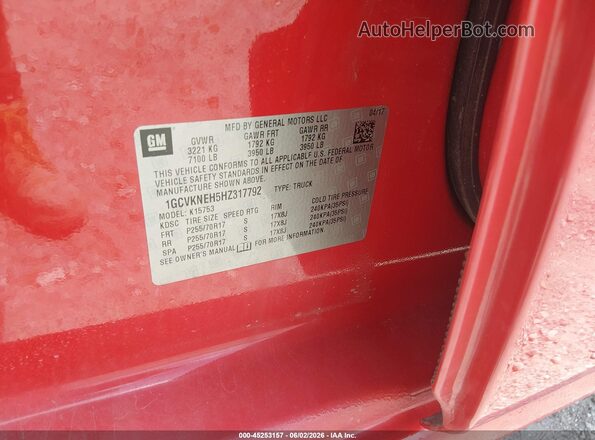 1GCVKNEH5HZ317792 2017 CHEVROLET SILVERADO Красный Вид подкапотного пространства