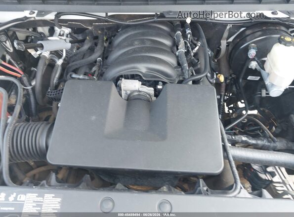 1GCVKNEH7JZ375649 2018 CHEVROLET SILVERADO White Widok z tyłu