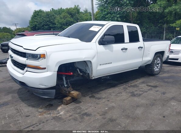 1GCVKPEC2JZ318288 2018 CHEVROLET SILVERADO White Vista tres cuartos delantera izquierda