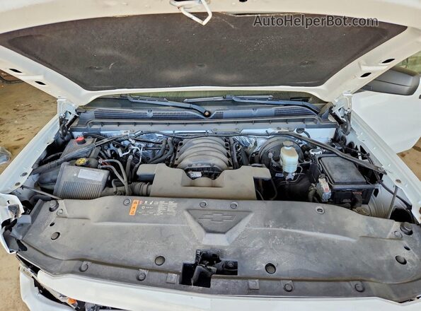 1GCVKPEC2JZ355759 2018 CHEVROLET SILVERADO White Вид задньої частини салону