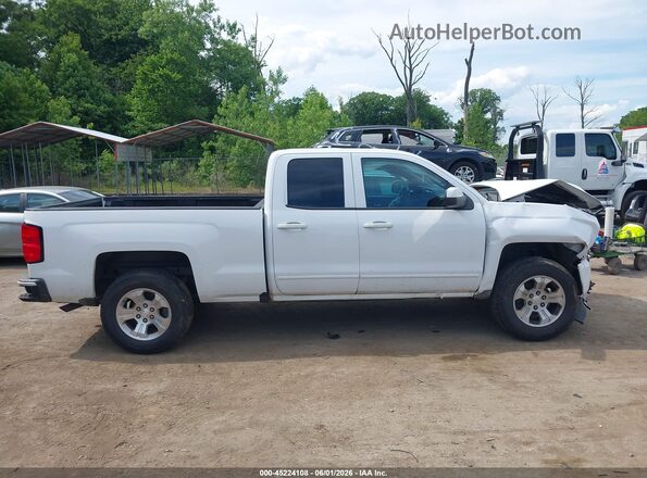 1GCVKREC1GZ165312 2016 CHEVROLET SILVERADO White Widok wnętrza z tyłu