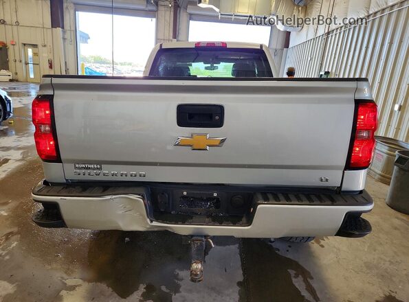 1GCVKREC1HZ267338 2017 CHEVROLET SILVERADO Silver უკანა ხედი