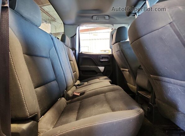 1GCVKREC1HZ267338 2017 CHEVROLET SILVERADO Silver უკანა სავარძლების ხედი