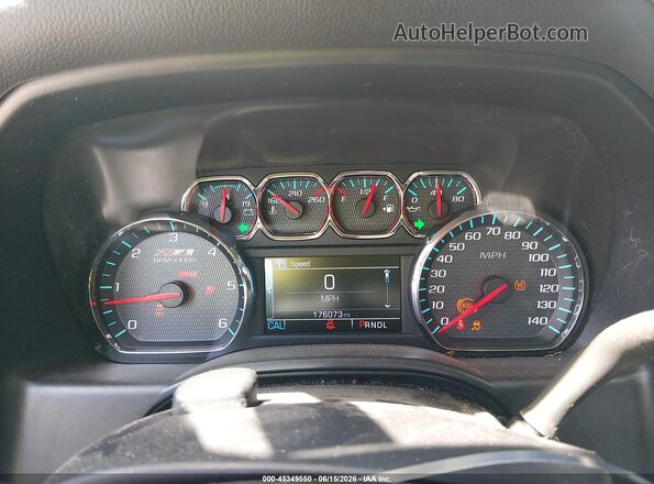 1GCVKREC2HZ138685 2017 CHEVROLET SILVERADO Silver Widok tylnych siedzeń