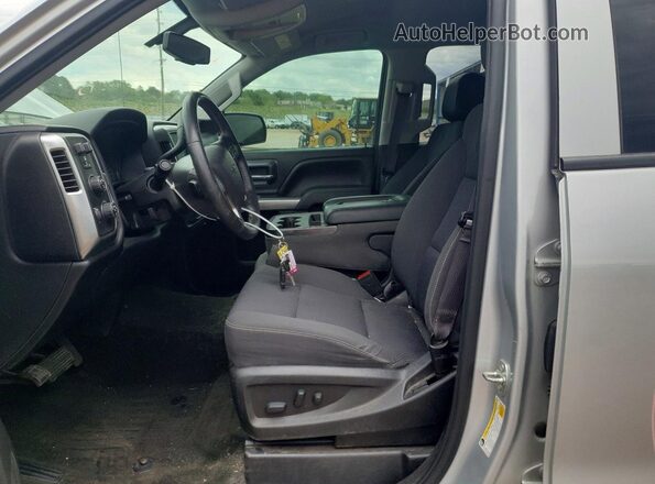 1GCVKREC2HZ259524 2017 CHEVROLET SILVERADO Silver წინა სალონის ხედი