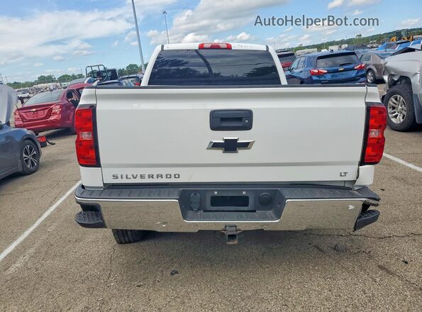 1GCVKREC3JZ229812 2018 CHEVROLET SILVERADO Белый Вид сзади
