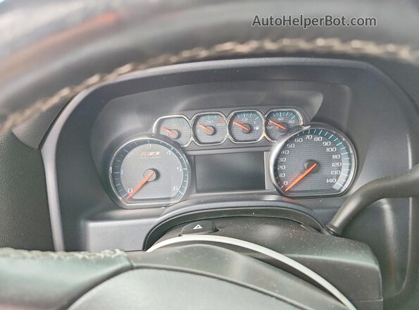 1GCVKREC4HZ307976 2017 CHEVROLET SILVERADO Silver Սարքավորումների վահանակի տեսք