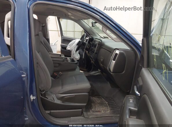 1GCVKREC6JZ240769 2018 CHEVROLET SILVERADO Blue Vista interior delantera