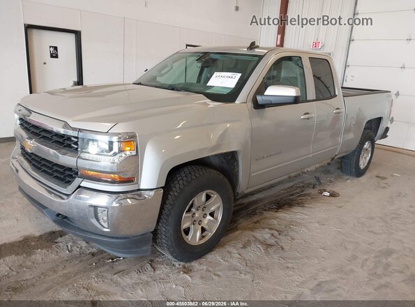 1GCVKREC7GZ413059 2016 CHEVROLET SILVERADO Silver Przód lewy