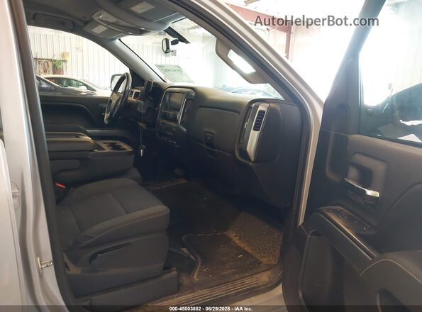 1GCVKREC7GZ413059 2016 CHEVROLET SILVERADO Silver Widok wnętrza z przodu