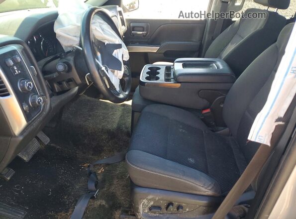1GCVKREC7JZ135299 2018 CHEVROLET SILVERADO White Vista interior delantera