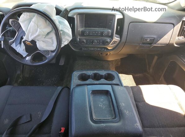1GCVKREC7JZ135299 2018 CHEVROLET SILVERADO White Vista del salpicadero