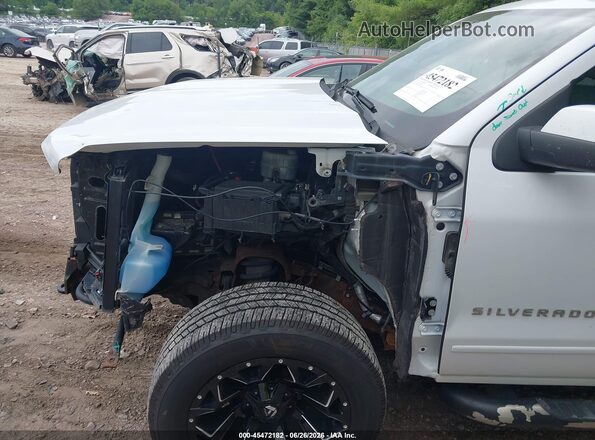 1GCVKREC8JZ206929 2018 CHEVROLET SILVERADO White Widok z przodu