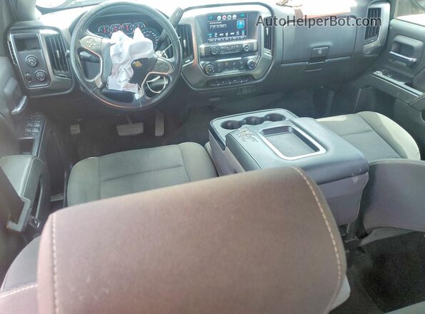 1GCVKRECXJZ335867 2018 CHEVROLET SILVERADO Черный Вид панели приборов
