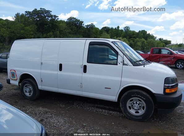 1GCWGAF10H1340931 2017 CHEVROLET EXPRESS White უკანა სალონის ხედი