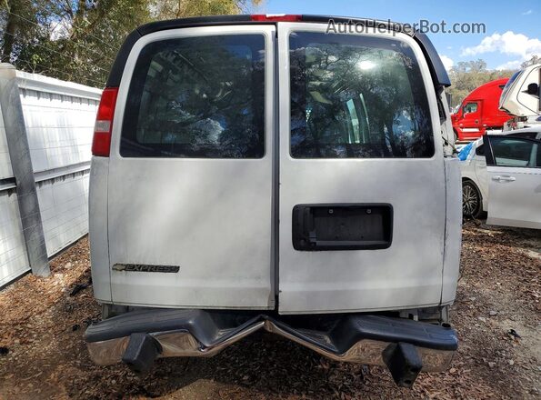 1GCWGAF74N1195134 2022 CHEVROLET EXPRESS White Rear view