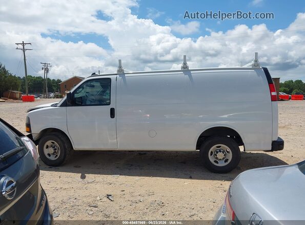 1GCWGAF78R1174714 2024 CHEVROLET EXPRESS White 360 interior view