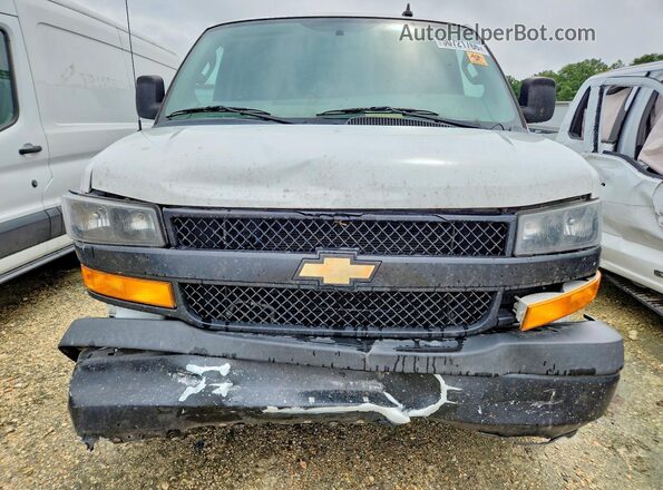 1GCWGAF7XN1183652 2022 CHEVROLET EXPRESS White Front view
