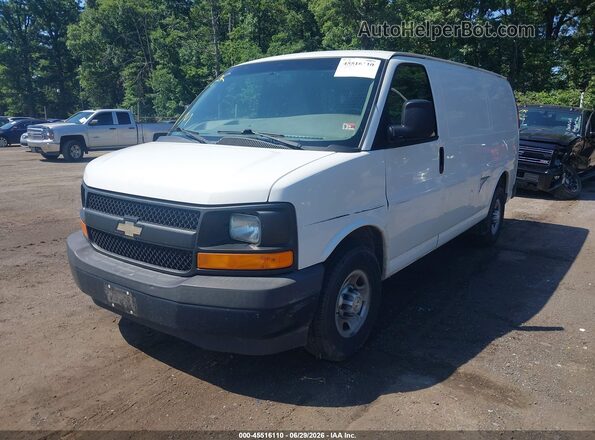 1GCWGAFF2H1133906 2017 CHEVROLET EXPRESS White Przód lewy
