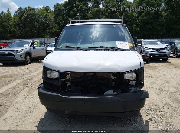1GCWGAFF3H1351451 2017 CHEVROLET EXPRESS White Widok z przodu