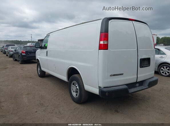 1GCWGAFF4H1350325 2017 CHEVROLET EXPRESS White 