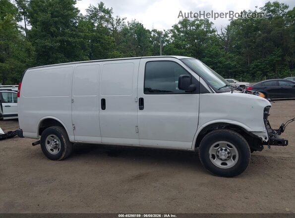 1GCWGAFF4H1350325 2017 CHEVROLET EXPRESS White 