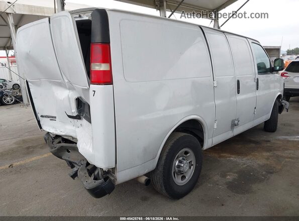 1GCWGAFF5G1120243 2016 CHEVROLET EXPRESS White Задня права чверть