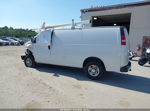 1GCWGAFF7H1351842 2017 CHEVROLET EXPRESS Белый Задняя левая четверть